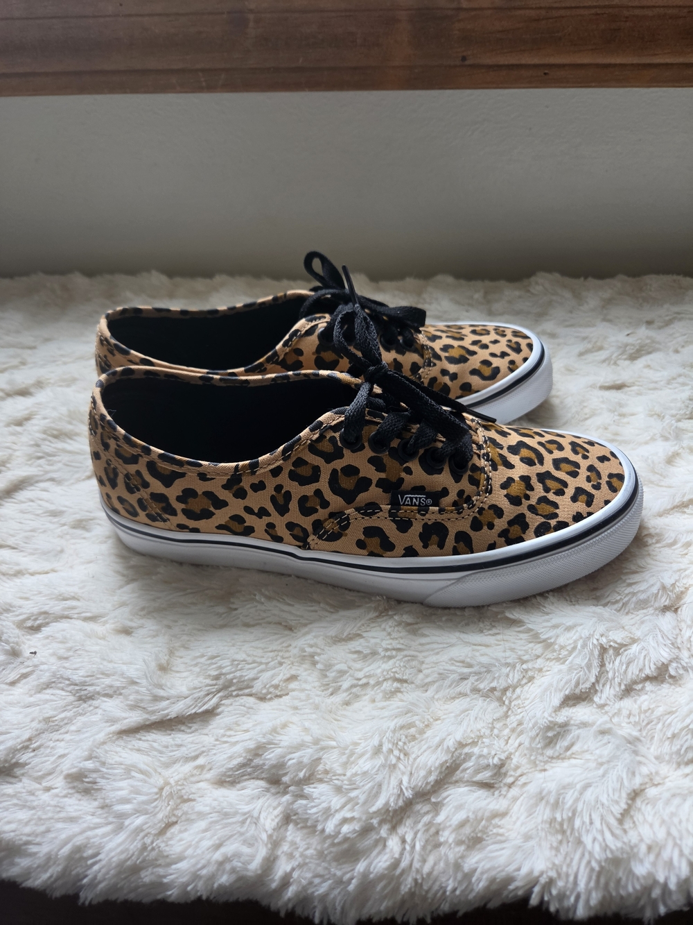 Juniors Leopard Print Canvas Sneakers